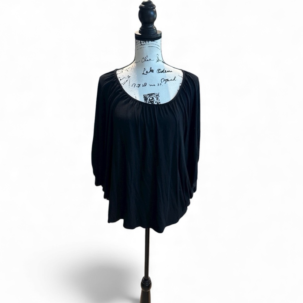James & Joy Women’s batwing pleated flowy scoop neck top black Size Small